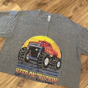 Pebby Forevee Crop Tee